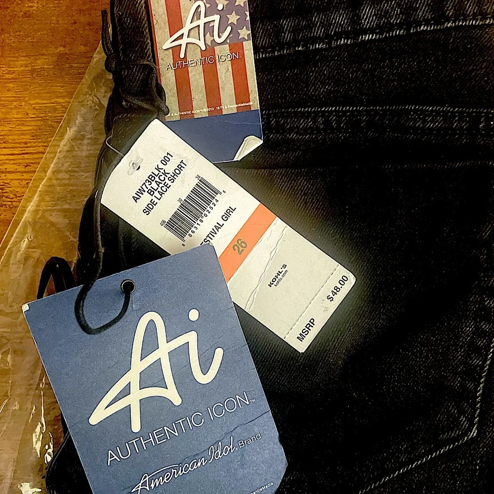 -American Icon black side lace shorts - Picture 5 of 6